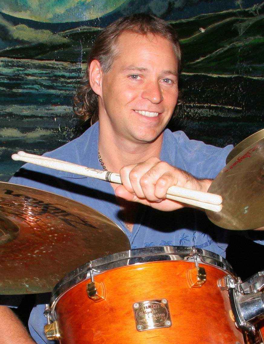 Kris Thomas